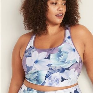 Multi color sports bra size 4x